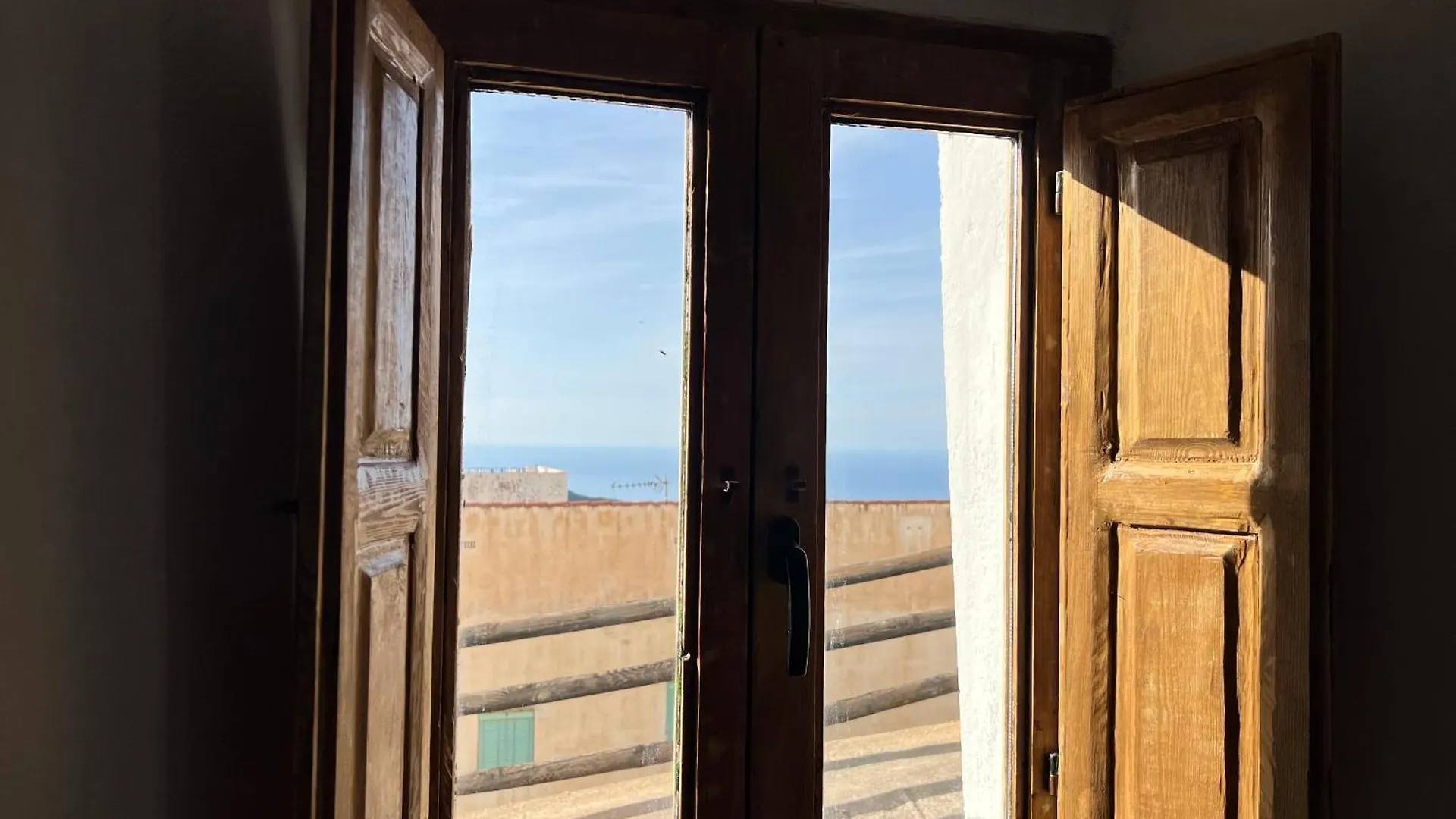 Casa Vino, Asado Y Amigos - Prive Appartement Met Gedeeld Dakterras Polopos Apartment